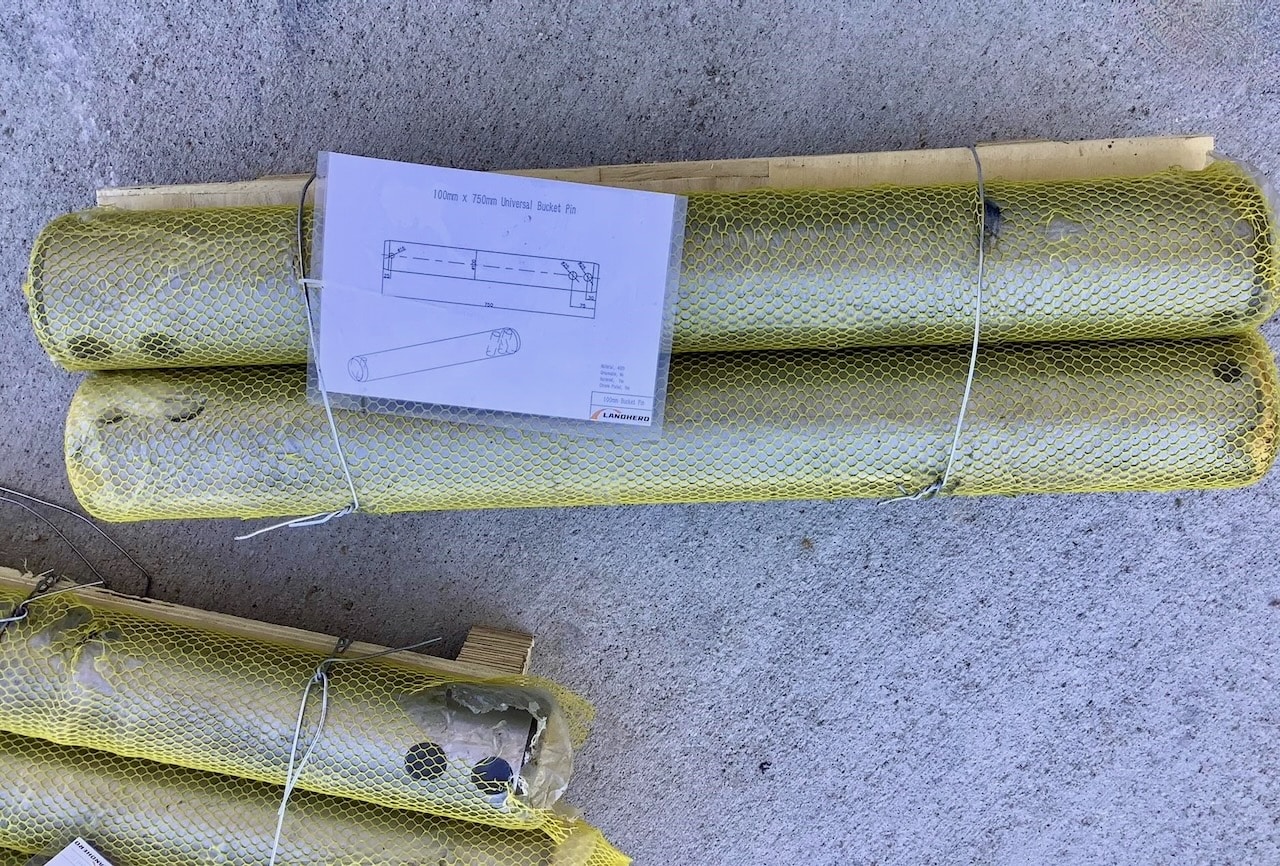 Hardened Excavator Bucket Pin 100mm x 750mm - ExcavatorPin Hardened excavator bucket pin 100mm x 750mm